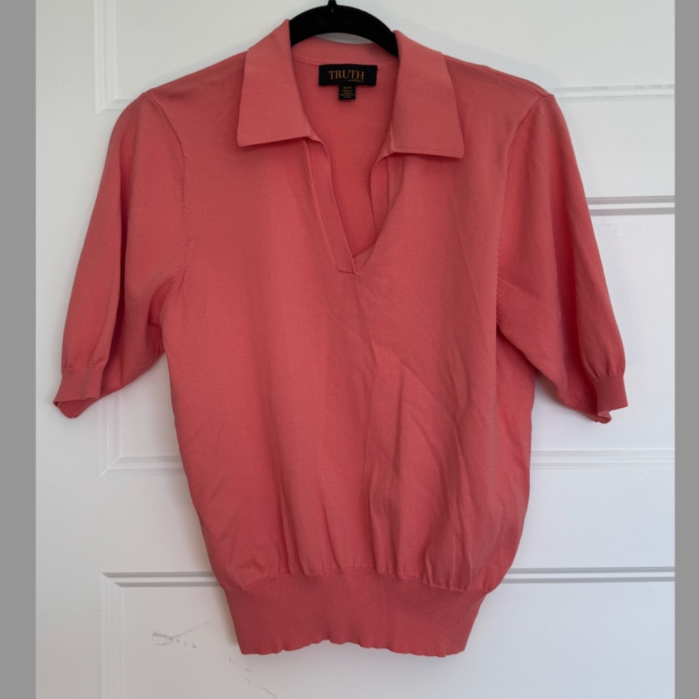 Coral short sleeved collared sweater